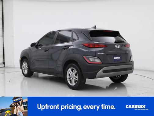 Gray 2023 Hyundai KONA SE