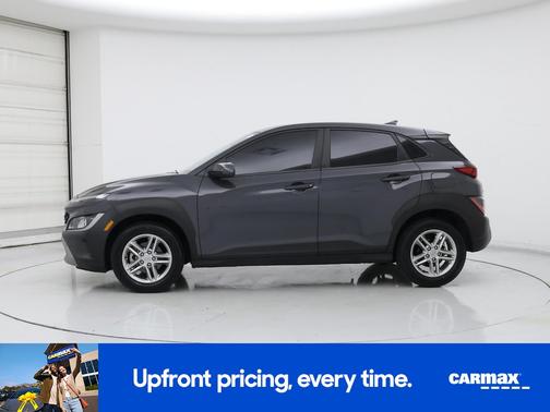 Gray 2023 Hyundai KONA SE