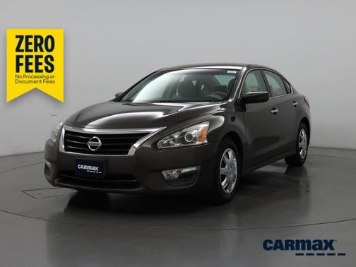 Brown 2015 Nissan Altima S