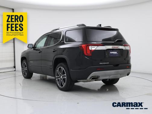 Black 2023 GMC Acadia SLT