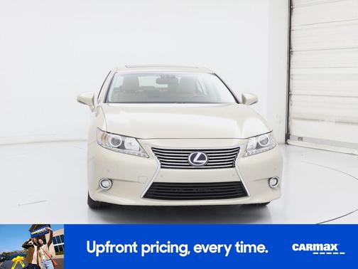 2014 Lexus ES 300h 