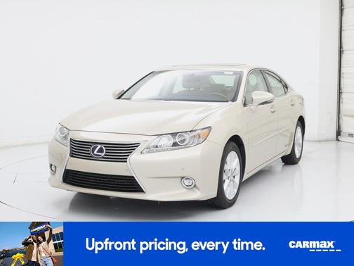 2014 Lexus ES 300h 