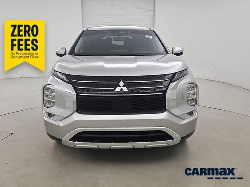 Silver 2022 Mitsubishi Outlander SE