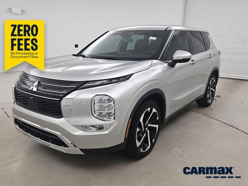 Silver 2022 Mitsubishi Outlander SE
