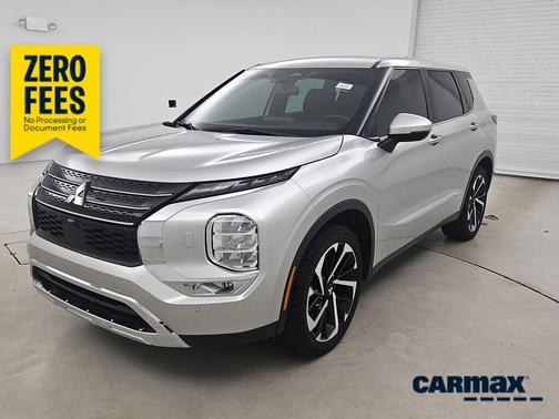 Silver 2022 Mitsubishi Outlander SE