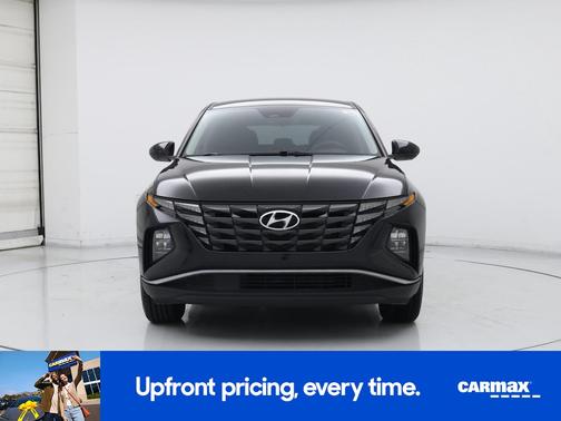 Black 2023 Hyundai TUCSON SE