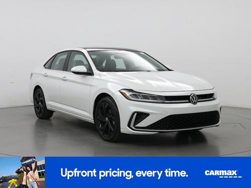 White 2025 Volkswagen Jetta SE