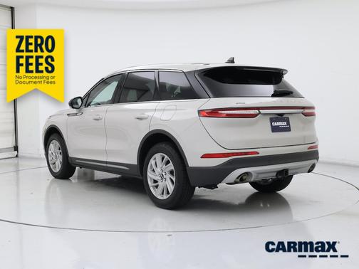 White 2023 Lincoln Corsair Standard