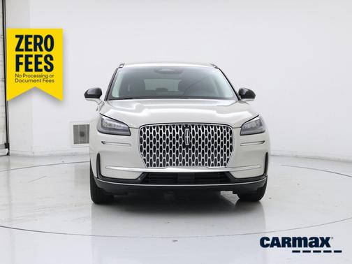 White 2023 Lincoln Corsair Standard