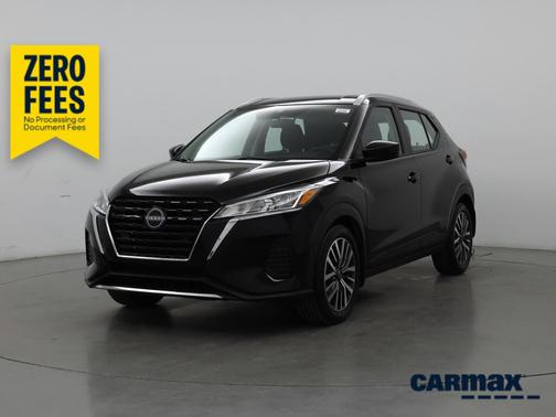 Black 2023 Nissan Kicks SV