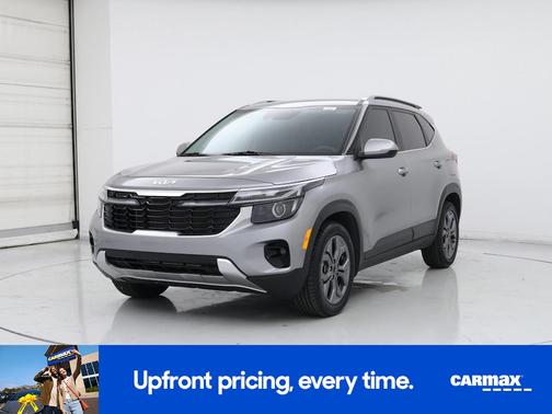 Gray 2024 Kia Seltos S