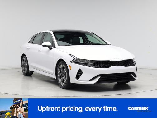 White 2024 Kia K5 EX