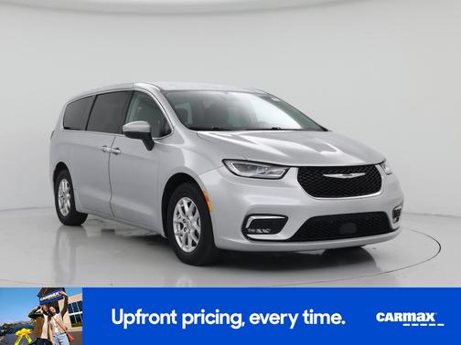 Silver 2023 Chrysler Pacifica Touring L