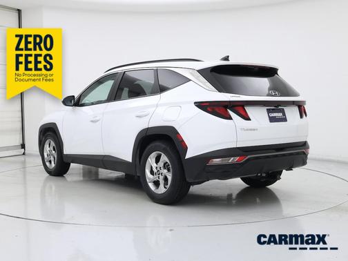 White 2024 Hyundai TUCSON SEL