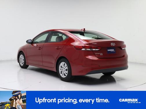 Red 2018 Hyundai ELANTRA SE