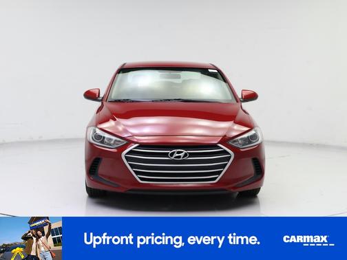 Red 2018 Hyundai ELANTRA SE