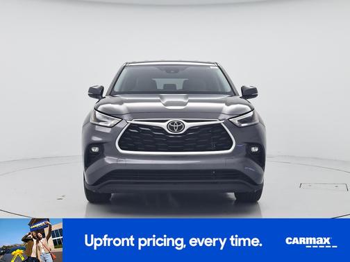 Gray 2021 Toyota Highlander LE
