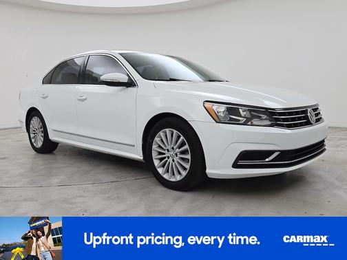 2016 Volkswagen Passat SE