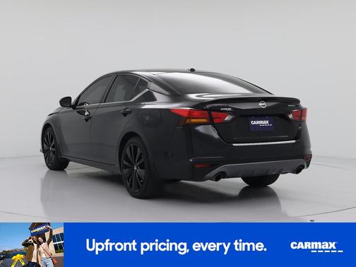 2022 Nissan Altima SR