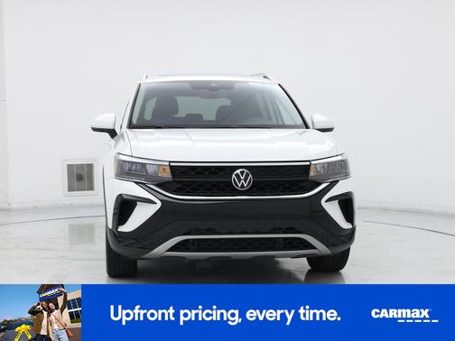 2024 Volkswagen Taos SE Black Edition