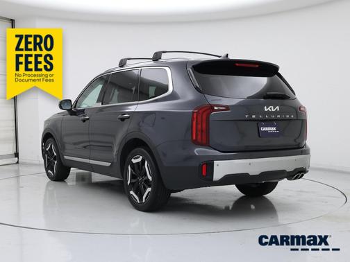 Gray 2024 Kia Telluride S
