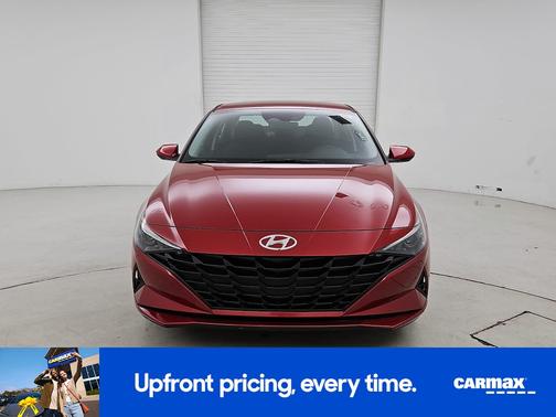 2023 Hyundai ELANTRA SE