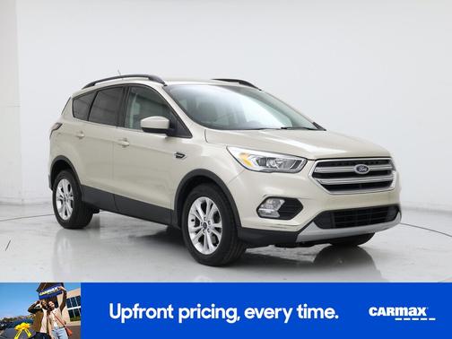 Gold 2017 Ford Escape SE