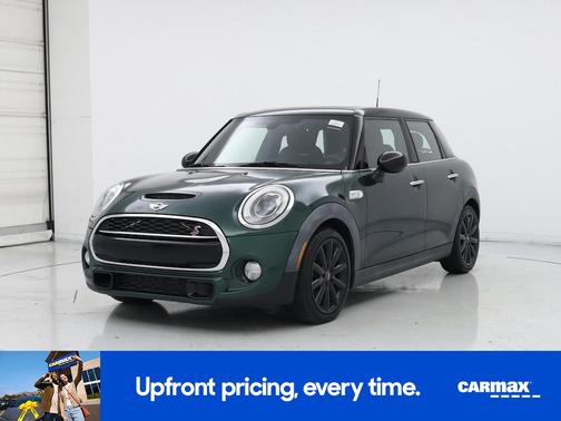 Green 2015 MINI Hardtop S