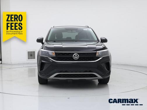 Black 2022 Volkswagen Taos SE