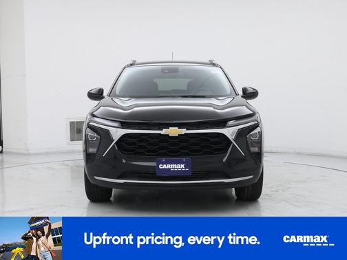 Black 2025 Chevrolet Trax LT