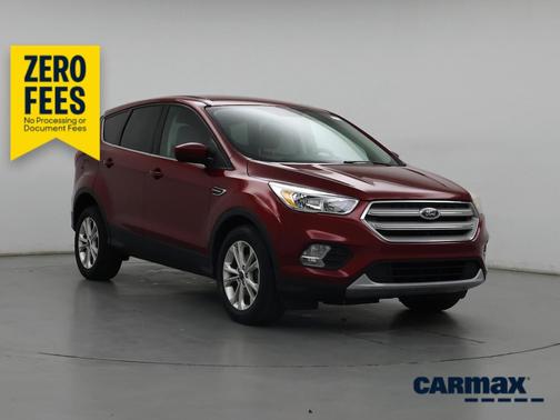 Red 2019 Ford Escape SE