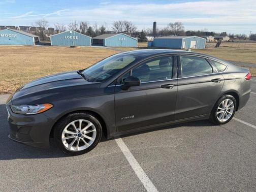 2019 Ford Fusion Hybrid SE
