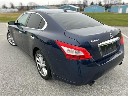 2011 Nissan Maxima SV