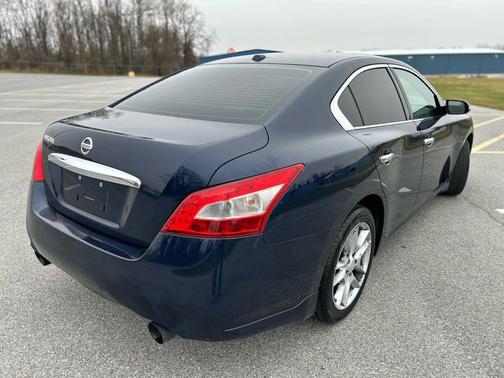 2011 Nissan Maxima SV
