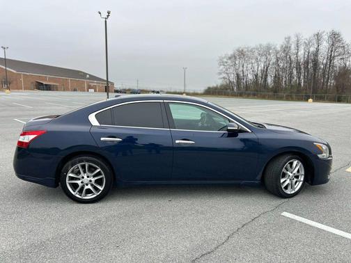 2011 Nissan Maxima SV