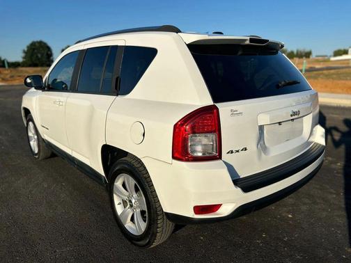 2011 Jeep Compass Sport