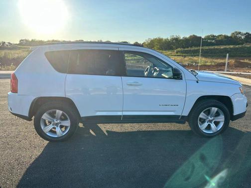 2011 Jeep Compass Sport