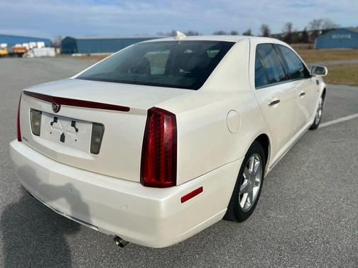 2011 Cadillac STS Luxury