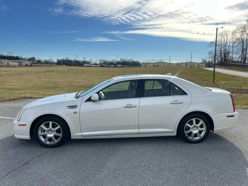 2011 Cadillac STS Luxury