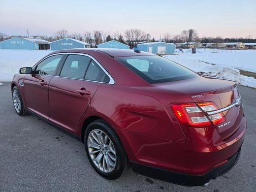 2015 Ford Taurus Limited
