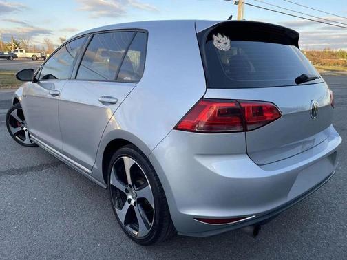 2016 Volkswagen Golf GTI 2.0T S 4-Door