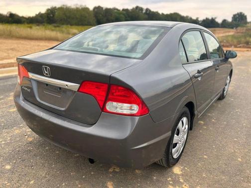 2010 Honda Civic DX-VP