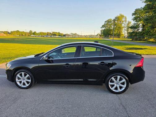 Black 2016 Volvo S60 T5 Drive-E Premier