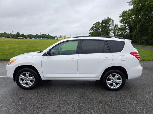 White 2011 Toyota RAV4 Sport