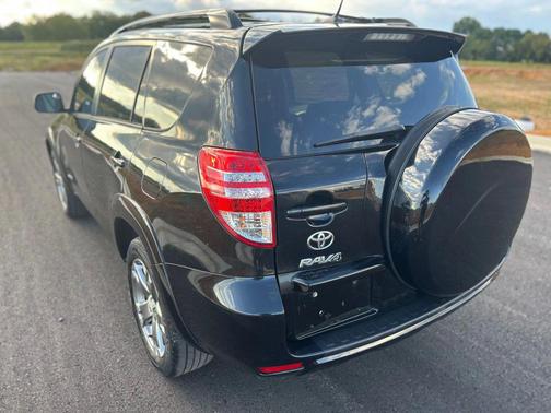 2011 Toyota RAV4 Sport
