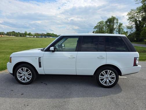 White 2012 Land Rover Range Rover HSE