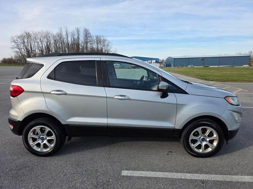 Silver 2018 Ford EcoSport SE