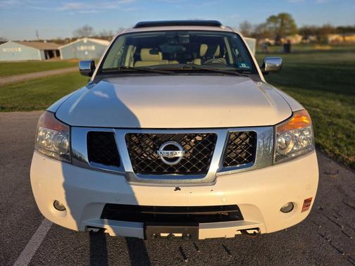 2014 Nissan Armada Platinum