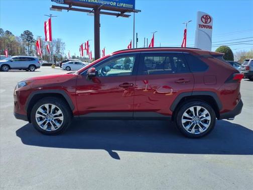 2020 Toyota RAV4 XLE Premium