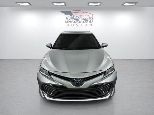 2018 Toyota Camry Hybrid LE